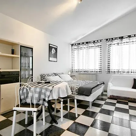 Fabia Villa *